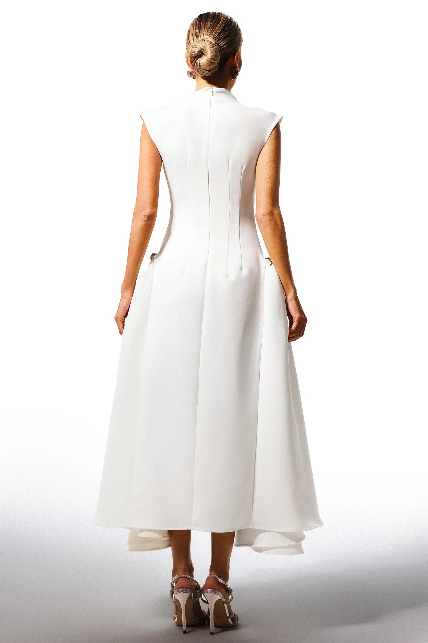 Ellie Elegant Sleeveless Maxi Dress