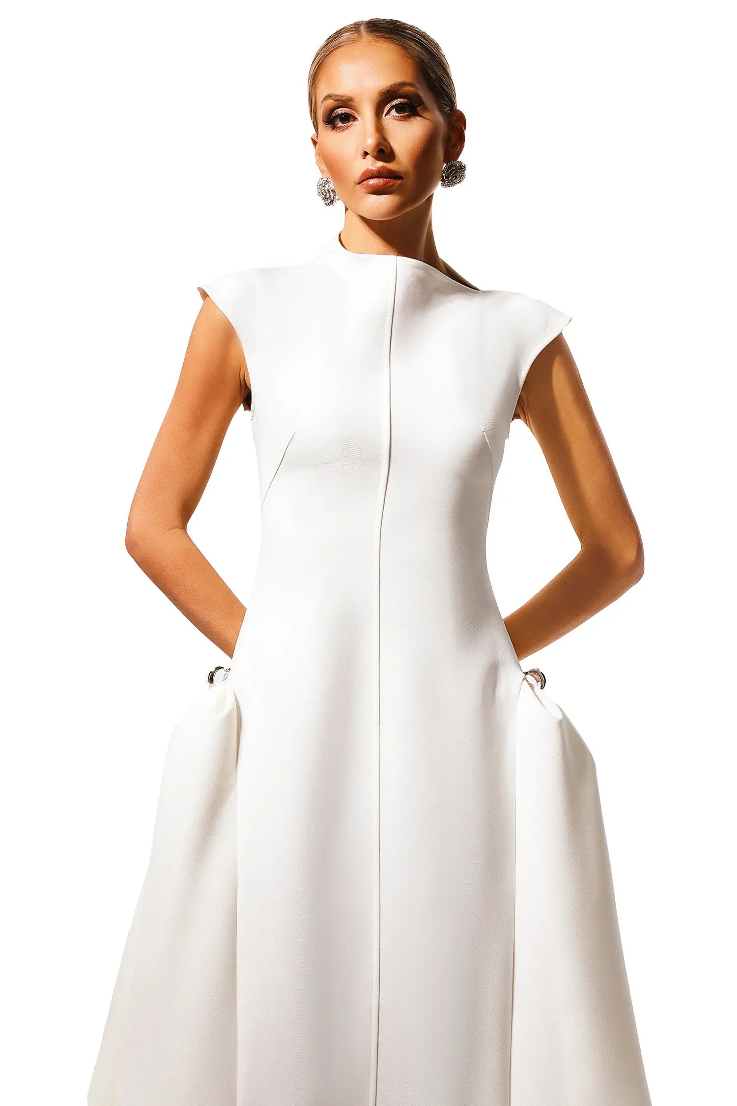Ellie Elegant Sleeveless Maxi Dress