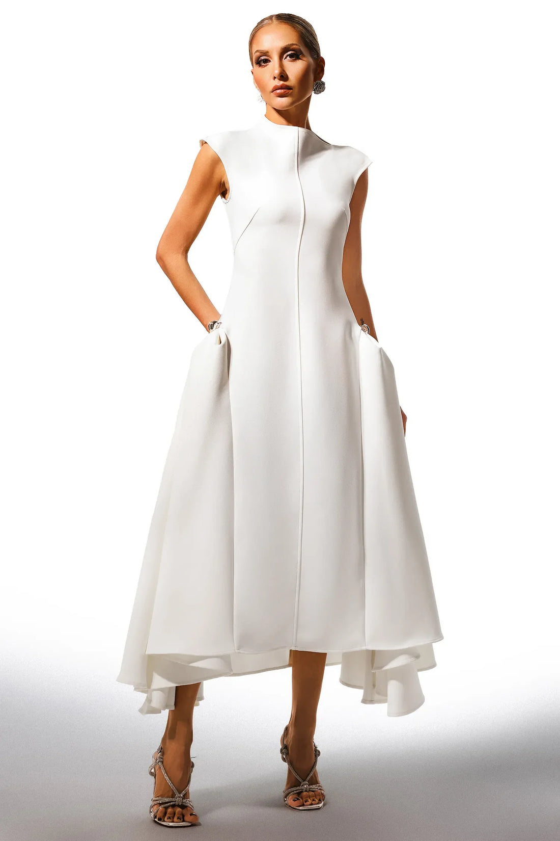Ellie Elegant Sleeveless Maxi Dress