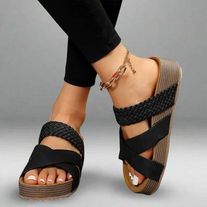 DARCIE / ORTHOPAEDIC SLIP-ON SANDALS