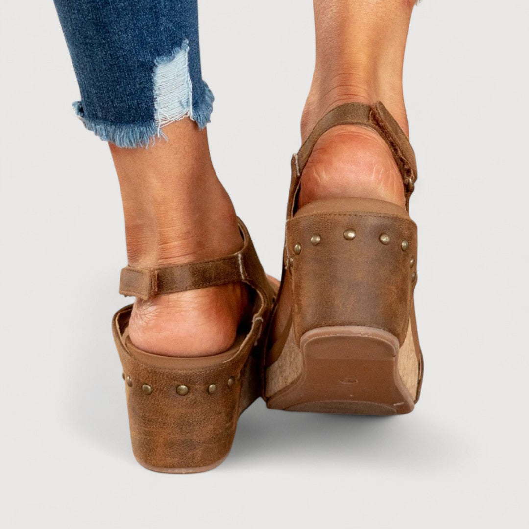 ANNE / PLATFORM WEDGE SANDALS