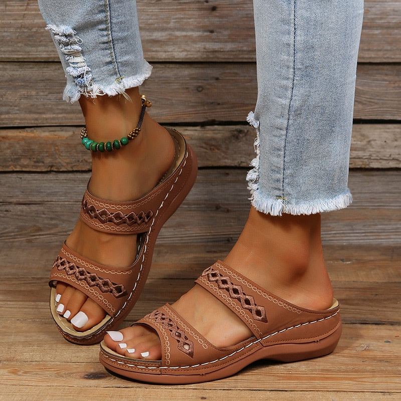 ELLIE / EVERYDAY COMFORT SANDALS