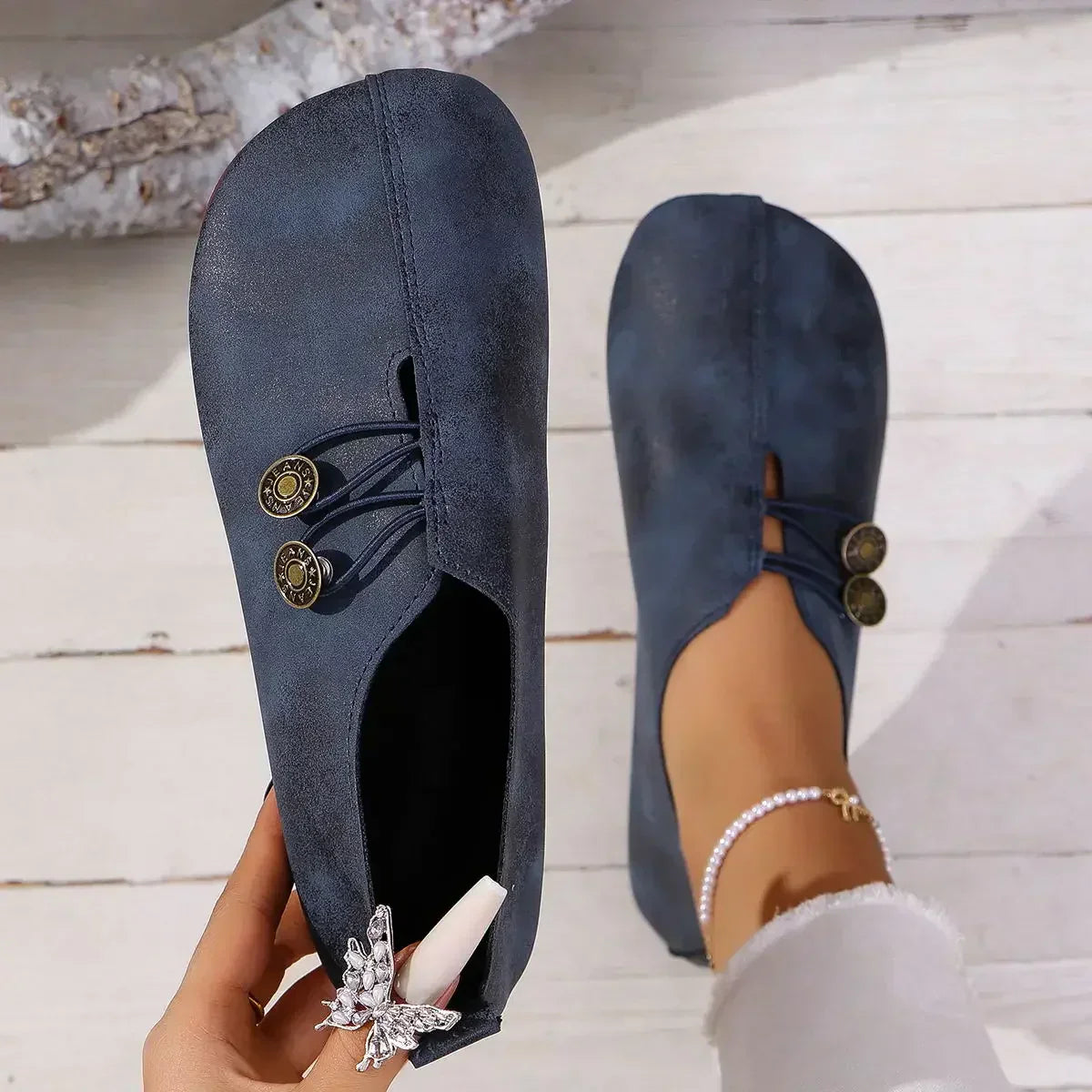 DELANEY / SOFT SUEDE LOAFERS