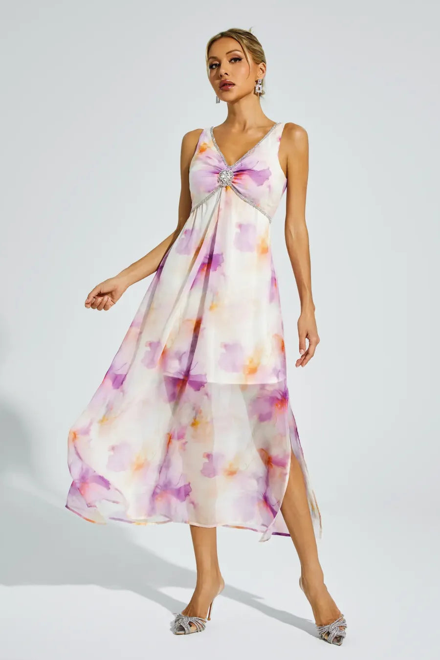 Juliette - Diamond V neck Midi Dress