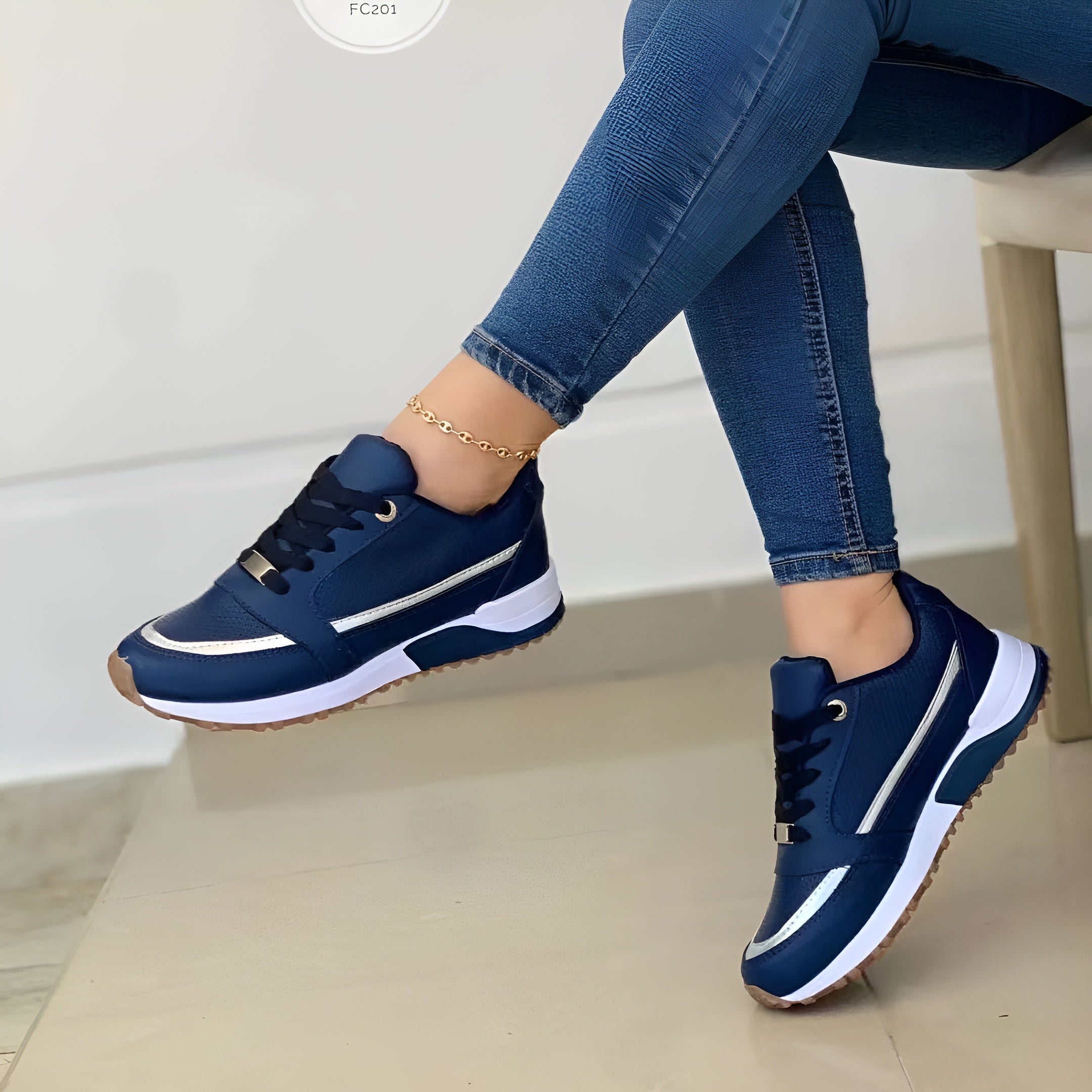 BILLIE / ORTHOPAEDIC COMFORT TRAINERS